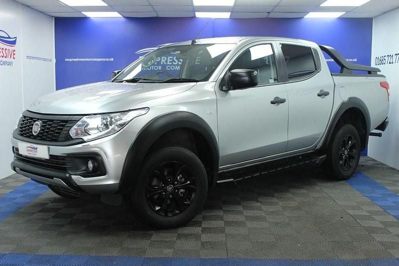 Used Fiat Fullback Cross 180 HP (132 kW) 2019 Grey Pickup