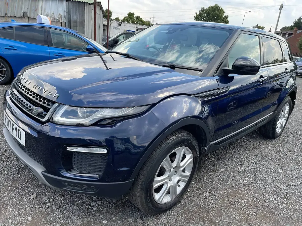 Used Land Rover Range Rover evoque SE 2017 Blue Estate