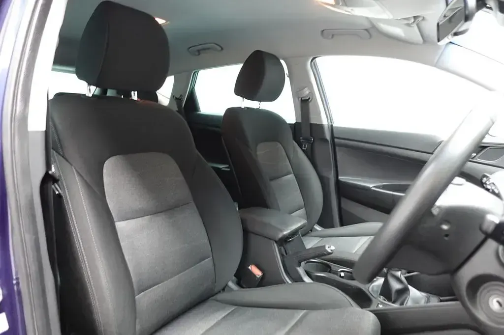 Used Hyundai Tucson SE 132 HP (97 kW) 2020 Blue SUV