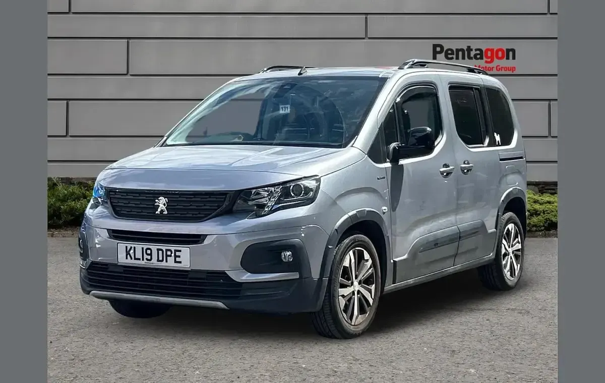 Used Peugeot Rifter GT-line 110 HP (80 kW) 2019 Grey MPV