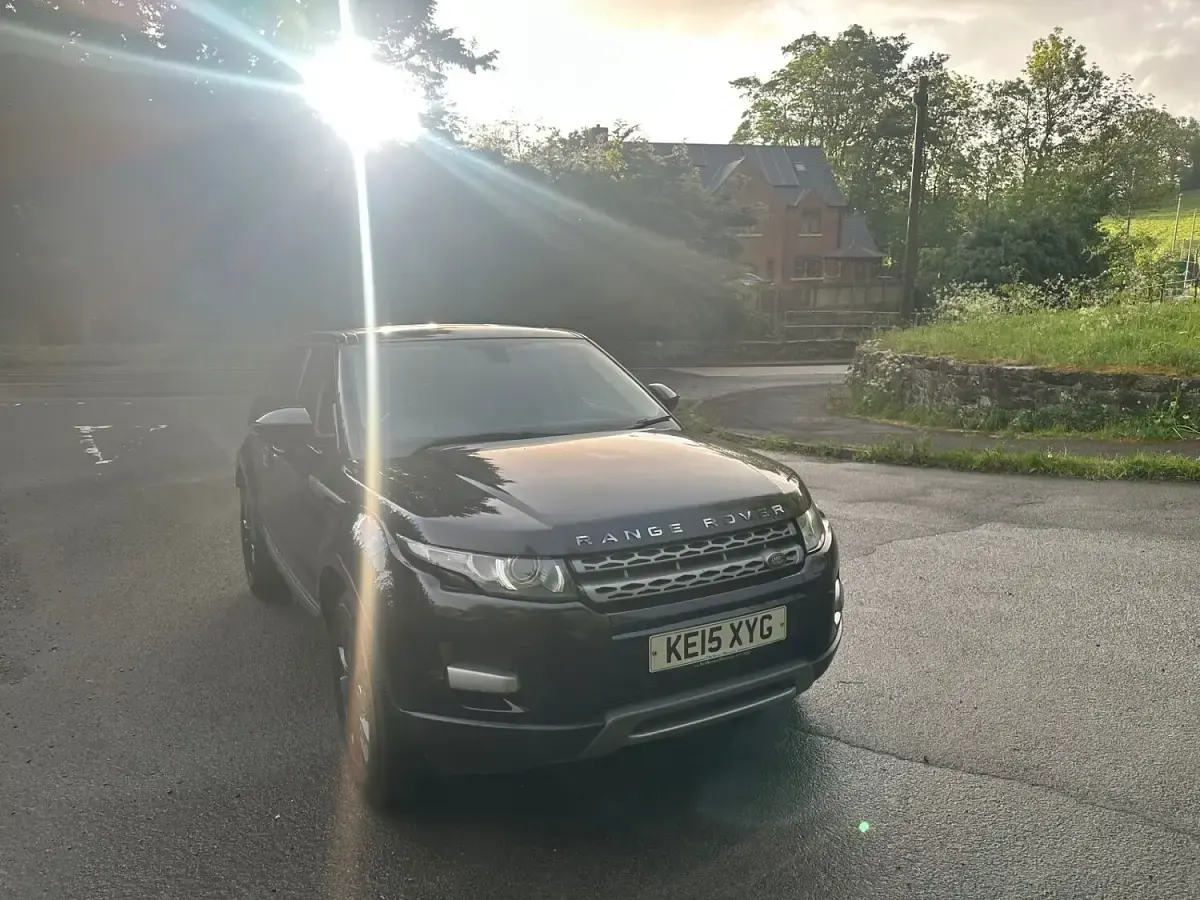 Used Land Rover Range Rover evoque Pure 150 HP (110 kW) 2015 Black Estate