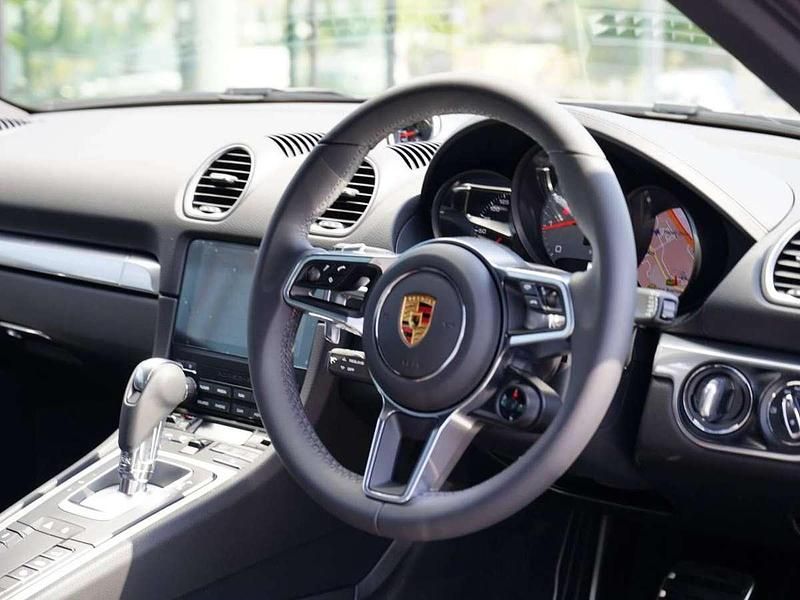 Used Porsche Cayman 345 HP (253 kW) 2025 Grey Coupe