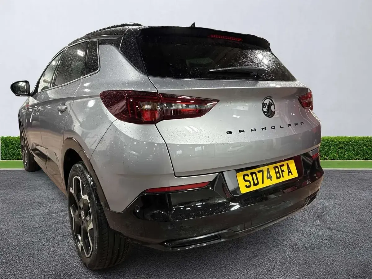 Used Vauxhall Grandland X Ultimate 130 HP (95 kW) 2024 Grey SUV