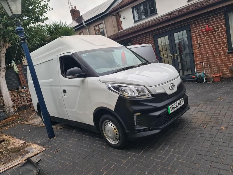 White Used 2022 Maxus eDeliver 3 Van | £8,750 (A bit pricey) - Image 1/4