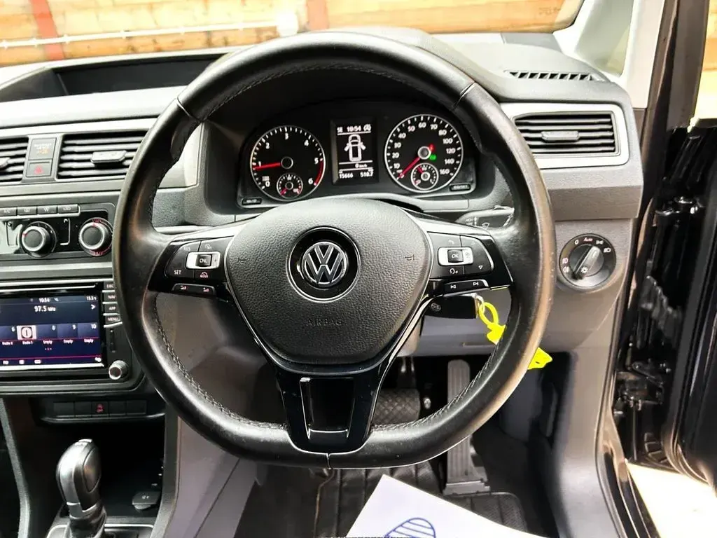 Used VW Caddy Maxi Life 122 HP (89 kW) 2021 Black MPV