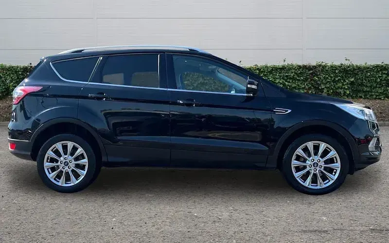 Used Ford Kuga Titanium 150 HP (110 kW) 2019 Black SUV