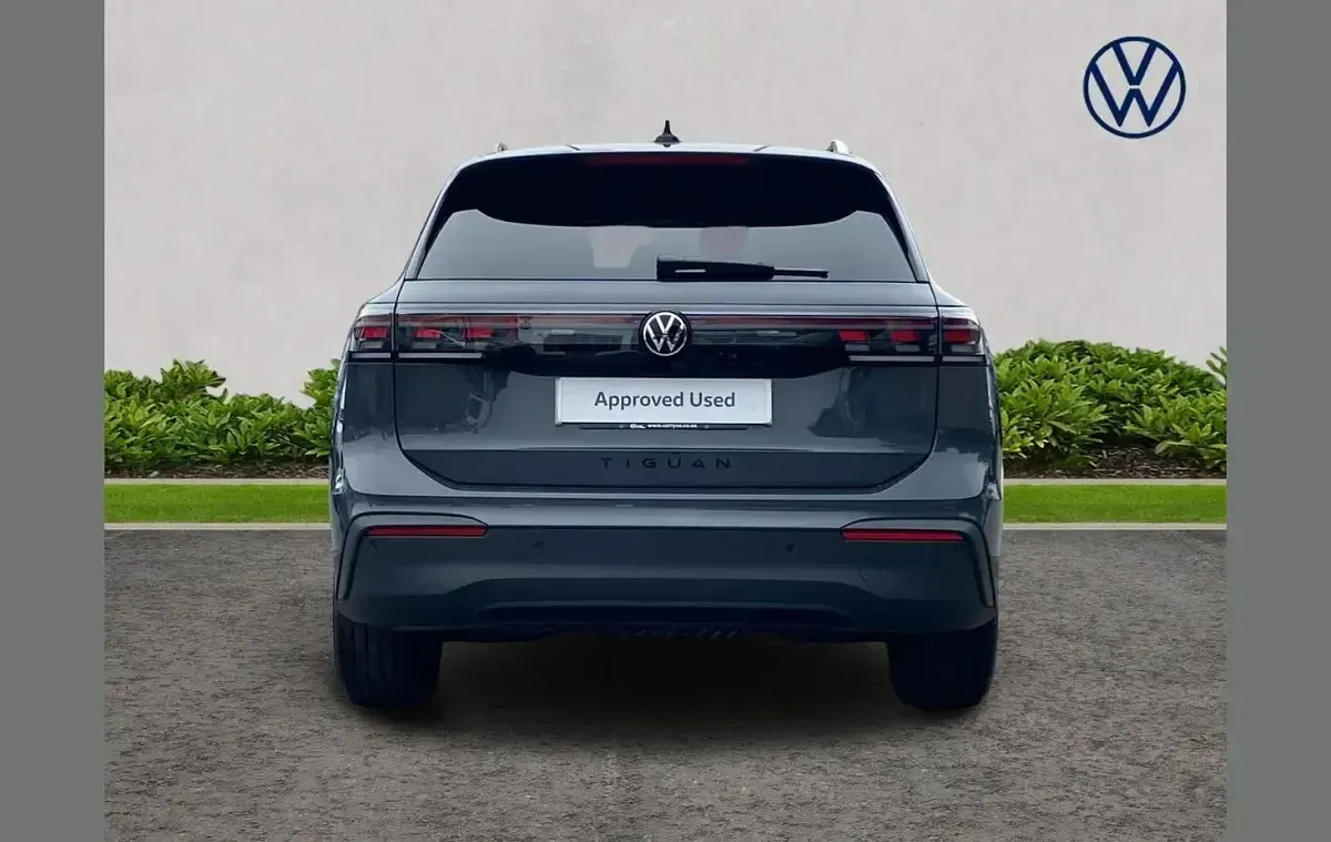 Used VW Tiguan Match 147 HP (108 kW) 2025 Grey SUV
