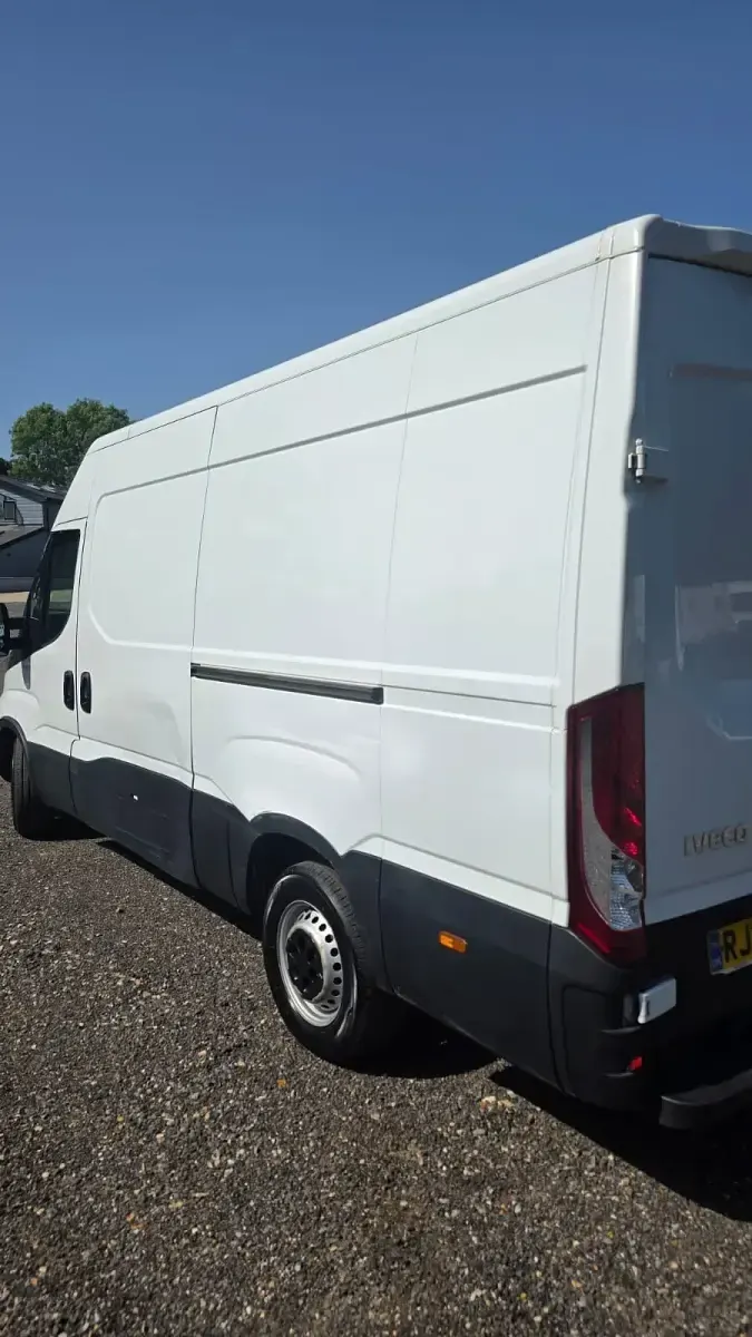 Used Iveco Daily 2021 White Van
