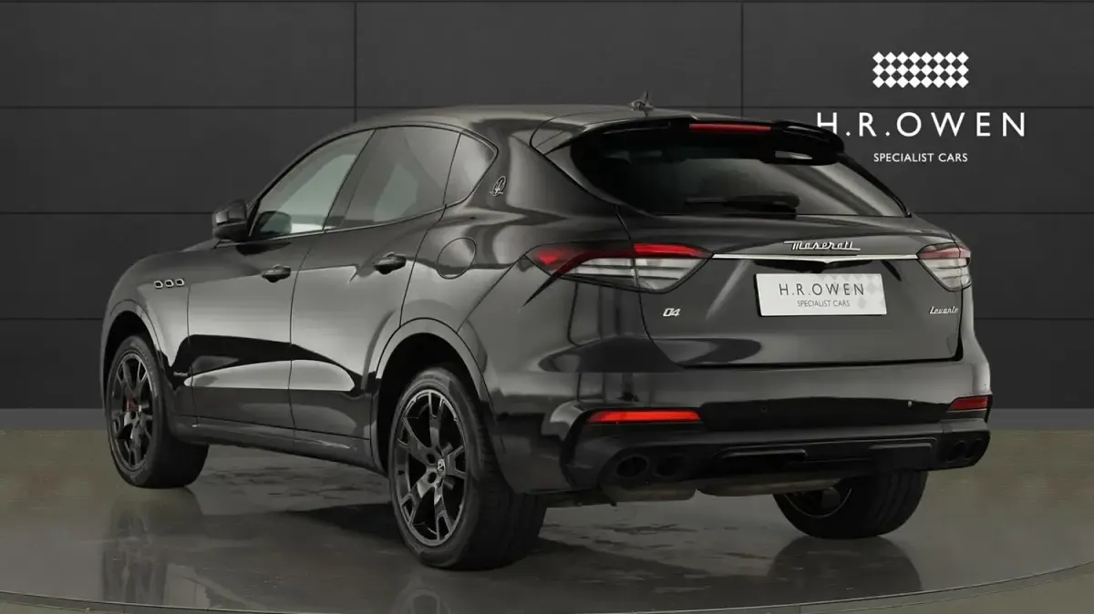 Used Maserati GranSport 350 HP (257 kW) 2020 Black Estate
