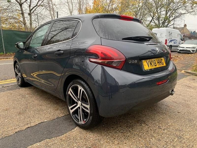 Used Peugeot 208 GT-line 2018 Grey Hatchback