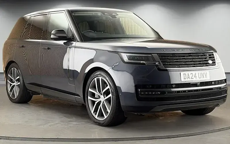 Gebraucht Land Rover Range Rover HSE 460 PS (338 kW) 2024 SUV