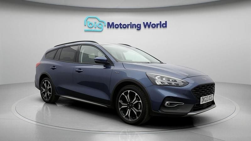 Used 2022 Ford Focus Active X | £15,300 (Fair price) - Image 1/4