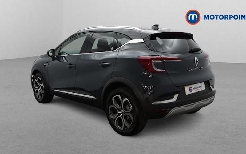 Used Renault Captur Techno 91 HP (66 kW) 2023 Blue/black SUV