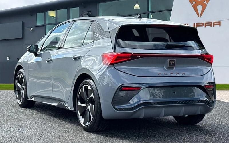 New Cupra Born e-Boost 169 kW (231 HP) 2026 Hatchback