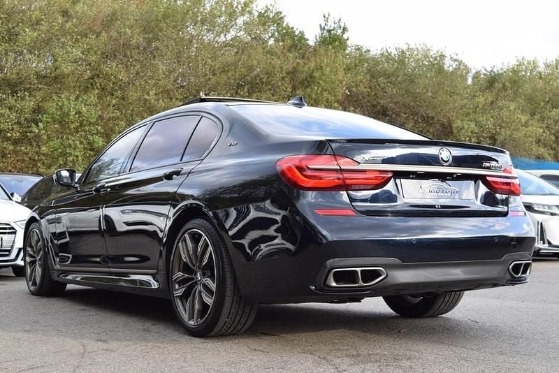 Used BMW M760 M Sport 2019 Metallic blue Sedan