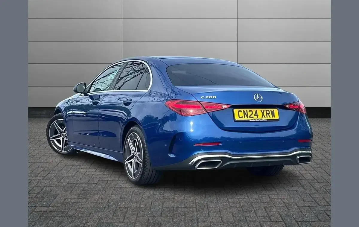 Used Mercedes C200 AMG line 200 HP (147 kW) 2024 Blue Sedan