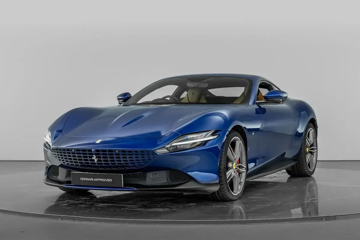 Used Ferrari Roma 620 HP (456 kW) 2021 Blue Coupe