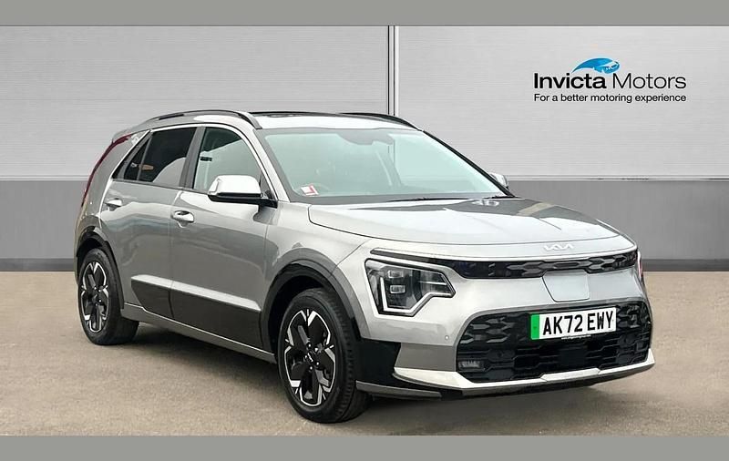Used Kia e-Niro 150 kW (204 HP) 2023 Grey SUV