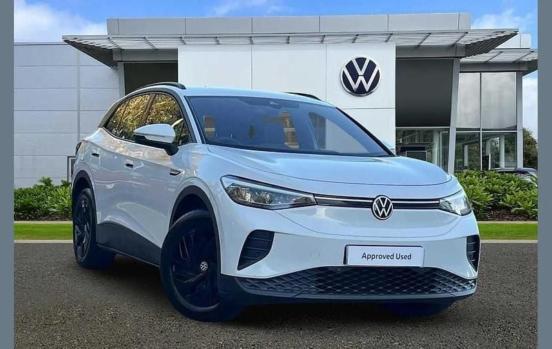 White Used 2022 VW ID.4 Pure SUV | £18,642 (Fair price) - Image 1/4