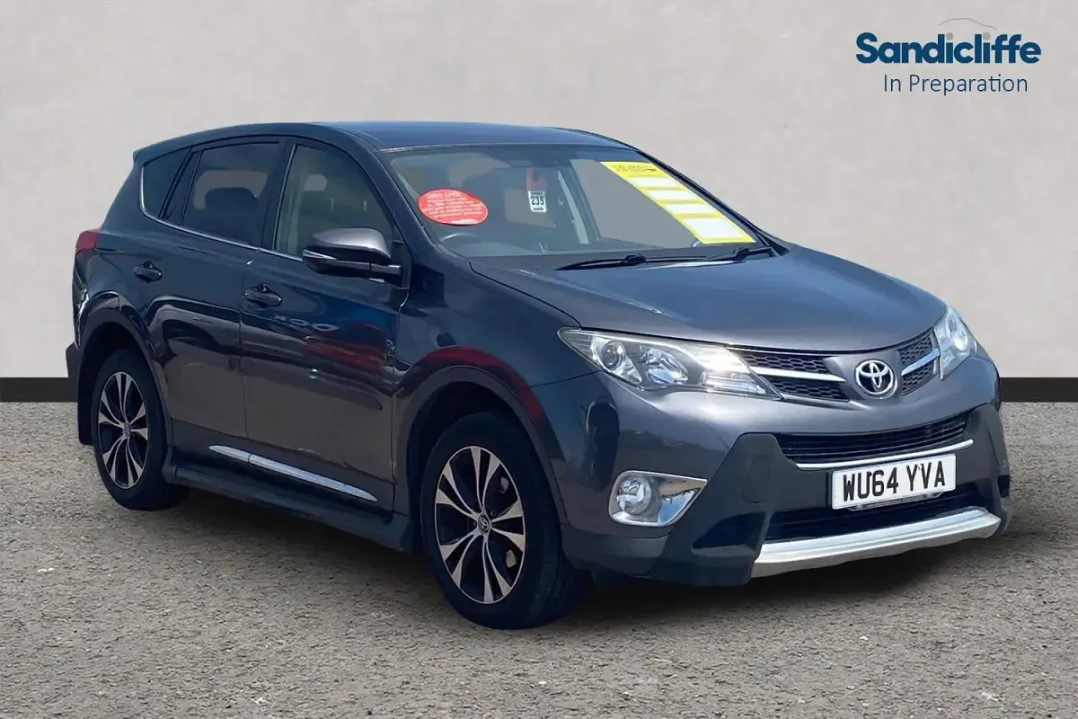 Usado Toyota RAV4 124 HP (91 kW) 2015 SUV