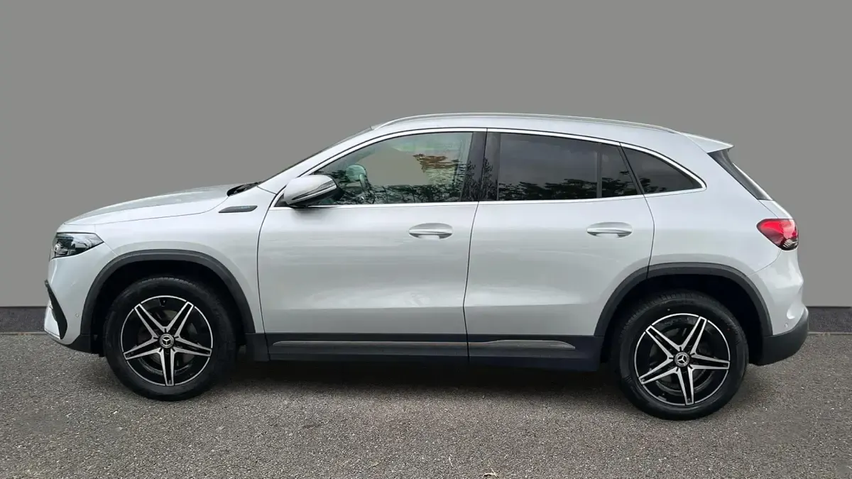 Used Mercedes EQA250 AMG line 139 kW (190 HP) 2021 Silver SUV