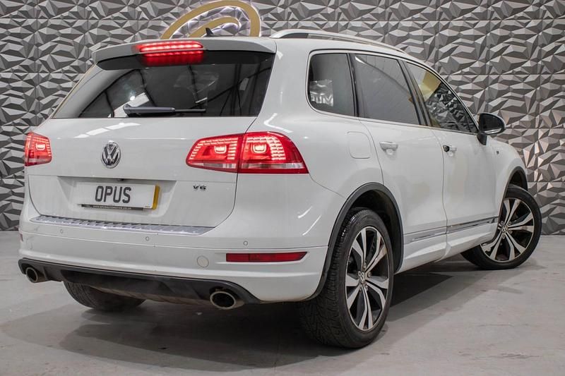 Used VW Touareg R-line 2014 White SUV