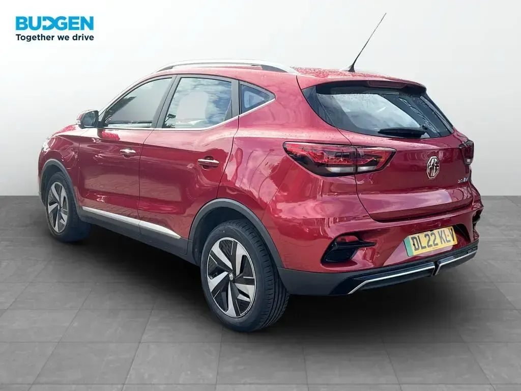 Used MG ZS Trophy 114 kW (156 HP) 2022 Red SUV