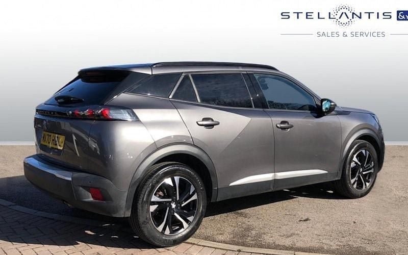 Used Peugeot 2008 Allure Premium 101 HP (74 kW) 2022 SUV