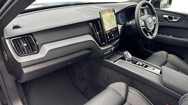 Usado Volvo XC60 Plus 345 HP (253 kW) 2026 SUV