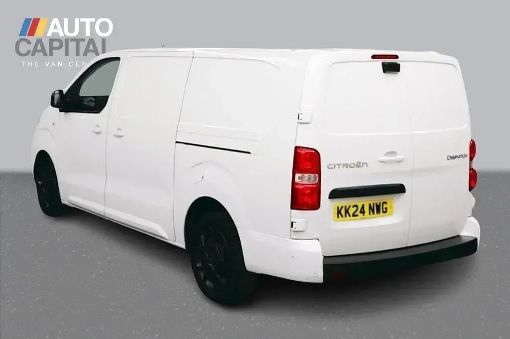 Used Citroën Dispatch 120 HP (88 kW) 2024 White MPV