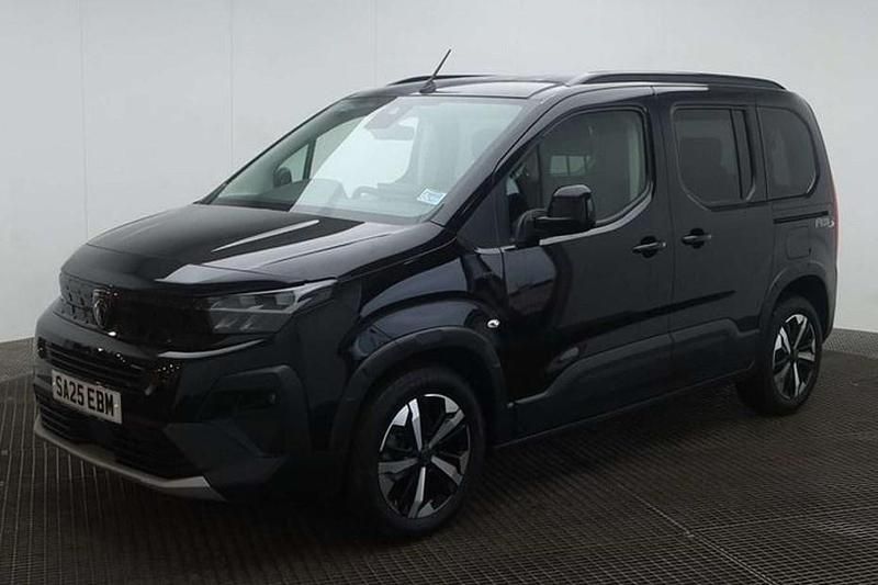 Used Peugeot Rifter Allure 2025 Black MPV