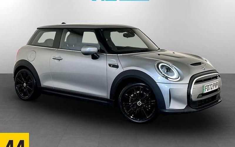 Used Mini Cooper Level 2 135 kW (184 HP) 2023 Hatchback