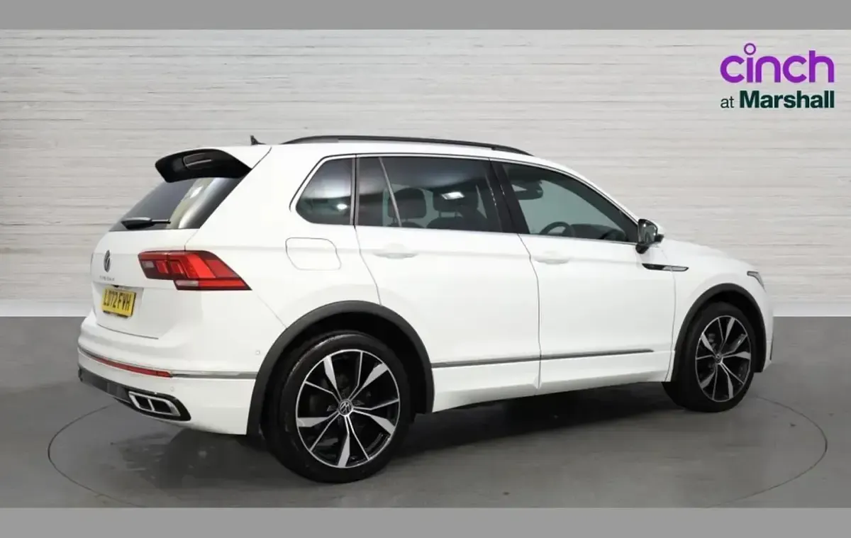 Used VW Tiguan R-line 150 HP (110 kW) 2022 White SUV