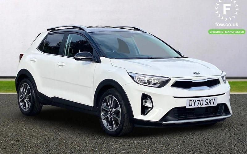 White Used 2020 Kia Stonic 4 SUV | £15,499 (Fair price) - Image 1/4