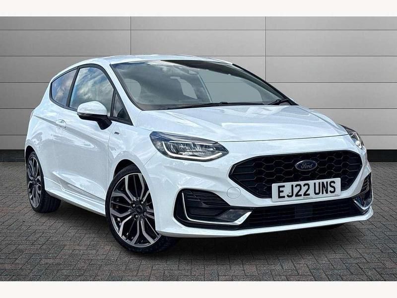 White Used 2022 Ford Fiesta ST-Line Hatchback | £13,999 (Fair price) - Image 1/4