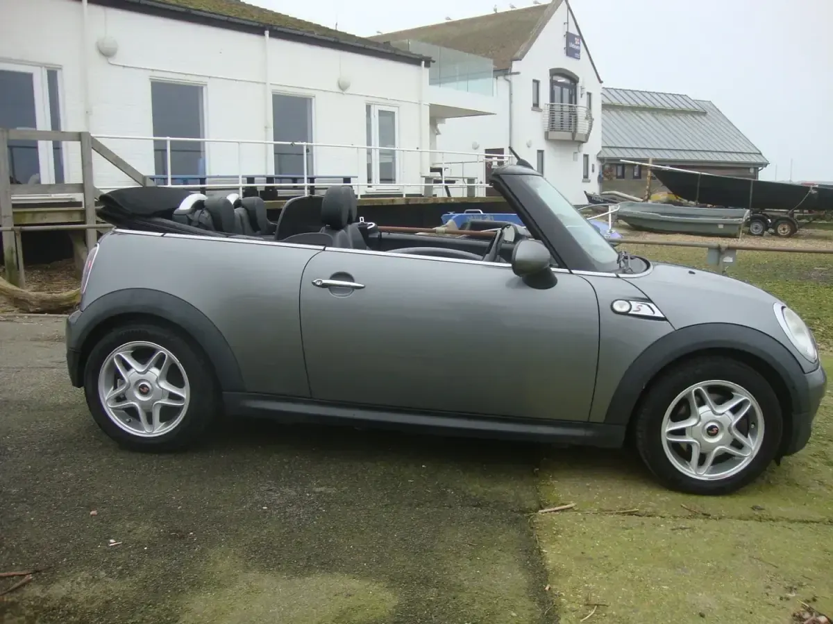 Usado Mini Cooper S Cabriolet 2009 Gris Descapotable