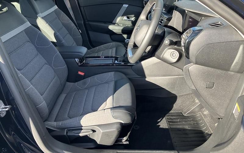 Used Citroën C4 PureTech 131 HP (96 kW) 2024 Blue Hatchback