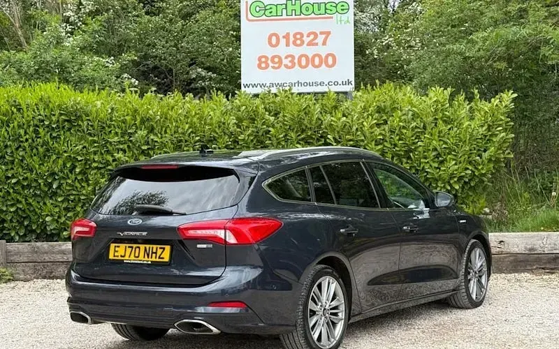 Używany Ford Focus Vignale 155 KM (114 kW) 2020 Niebieski Kombi