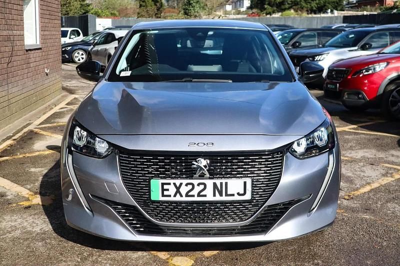 Used Peugeot e-208 Allure 100 kW (136 HP) 2022 Grey Hatchback
