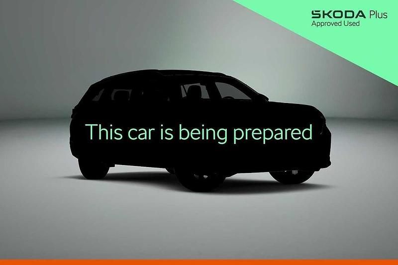 Race blue metallic Used 2025 Skoda Kamiq SE L SUV | £23,695 - Image 1/3