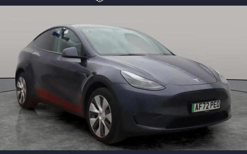 Used 2023 Tesla Model Y Long Range SUV | £24,990 (Fair price) - Image 1/4