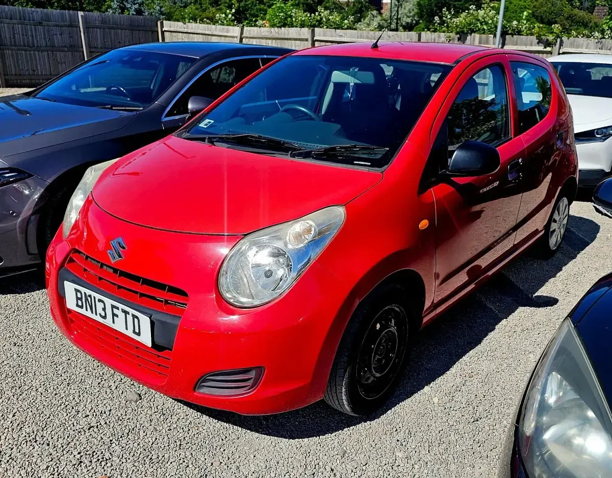 Used Suzuki Alto SZ3 68 HP (50 kW) 2013 Red Hatchback