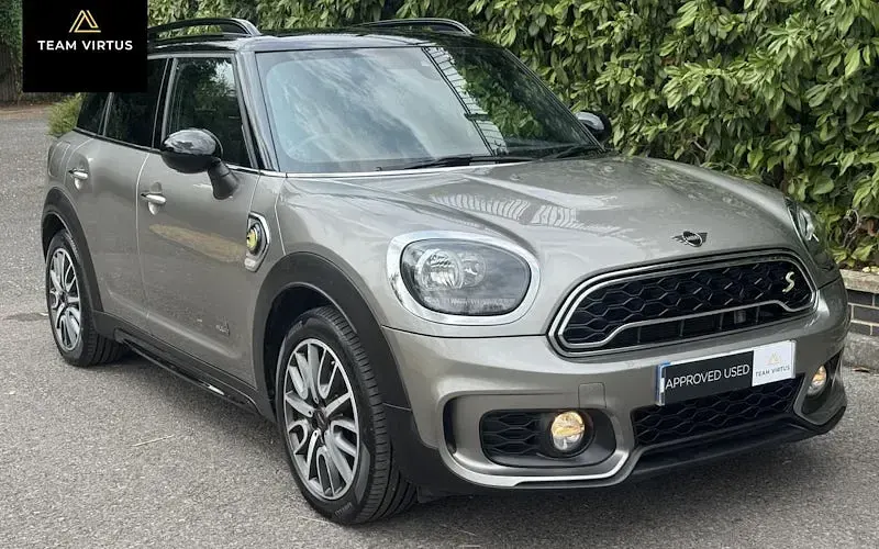 Used Mini Cooper S Countryman Sport 224 HP (164 kW) 2019 Silver SUV