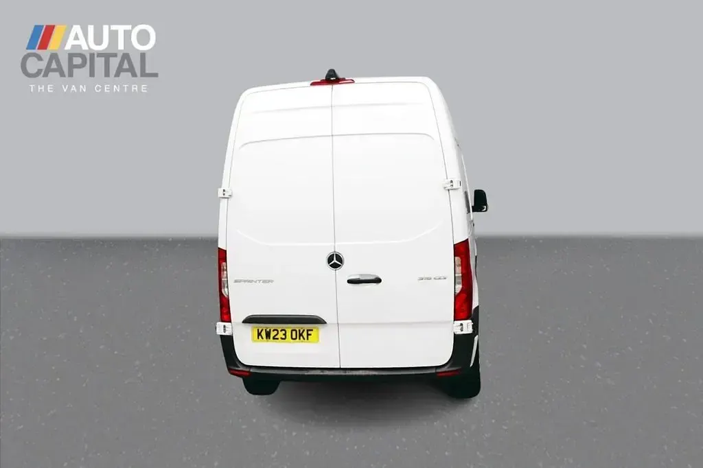Used Mercedes Sprinter Premium 150 HP (110 kW) 2023 White Van