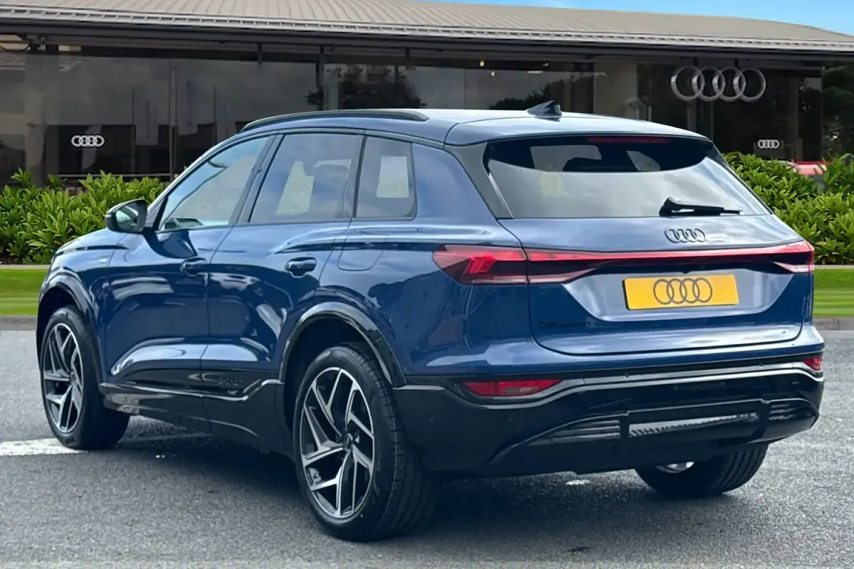 New Audi Q6 e-tron Black Edition 83 kW (113 HP) 2026 Blue SUV