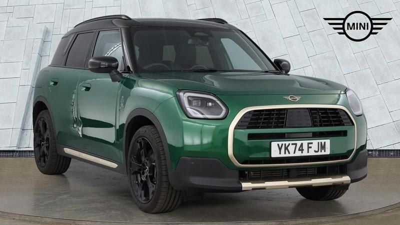 Green Used 2025 Mini Countryman SUV | £32,495 (Fair price) - Image 1/4