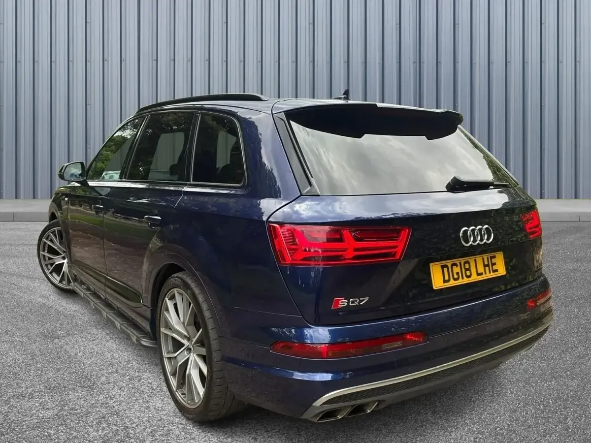 Used Audi SQ7 435 HP (319 kW) 2018 Blue SUV
