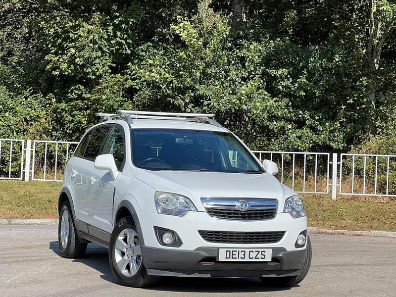 Used Vauxhall Antara S 163 HP (119 kW) 2013 White SUV