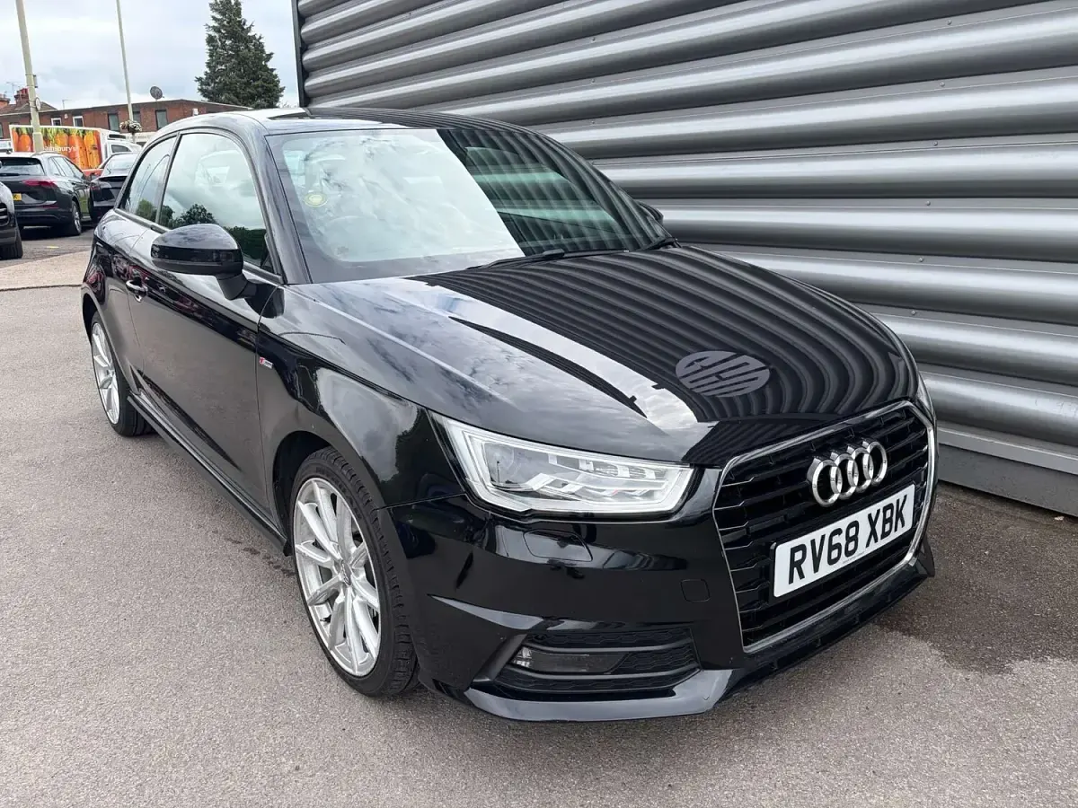 Used Audi A1 S-Line 125 HP (91 kW) 2018 Black Hatchback