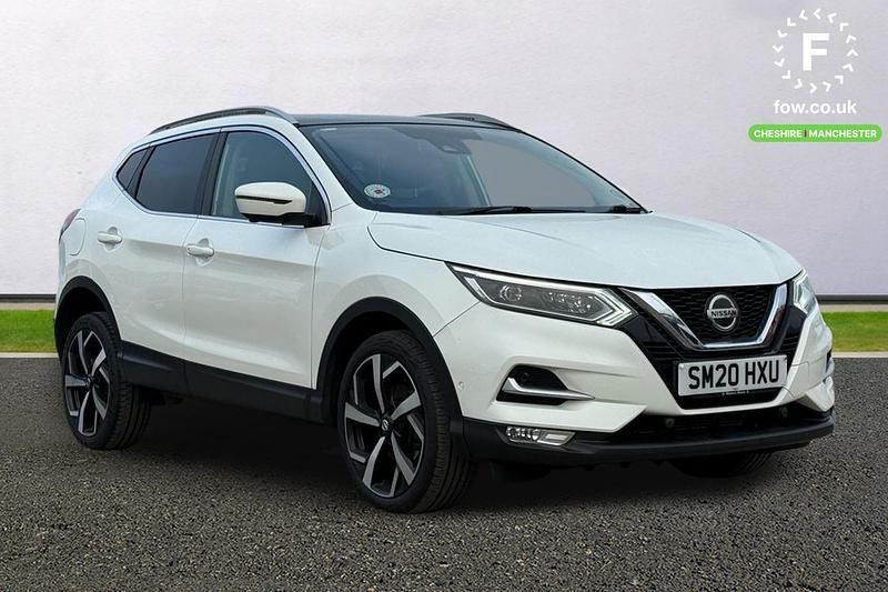 White Used 2020 Nissan Qashqai Pack SUV | £15,699 (Fair price) - Image 1/4